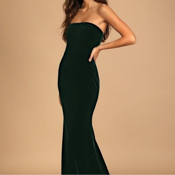 Lulus Dresses & Skirts - Lulus All Love Green Emerald Velvet Strapless Mermaid Maxi Dress Size Large